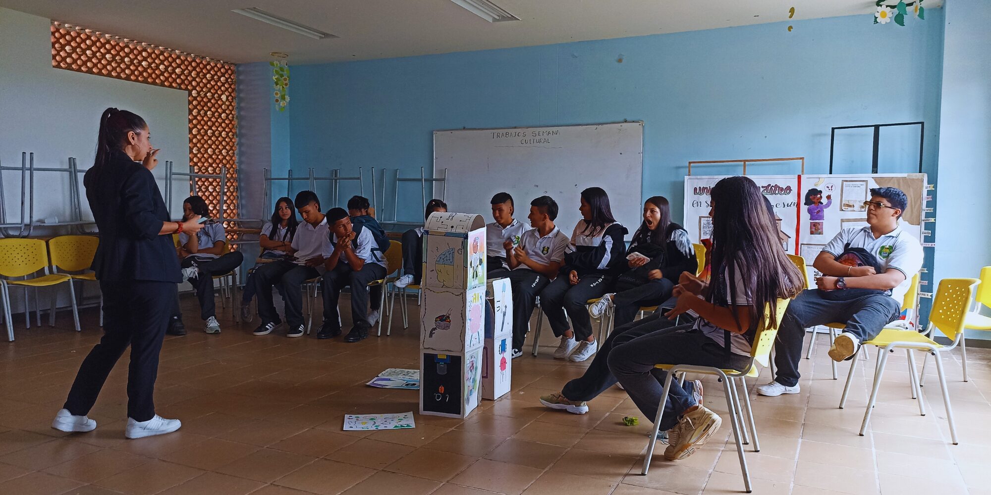 charla tecnoestres